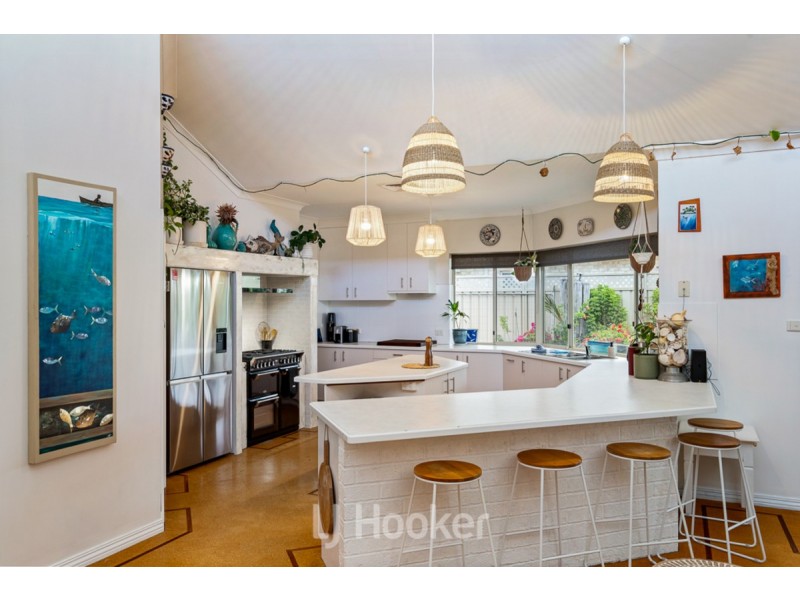 21 Thomas Street, West Busselton WA 6280
