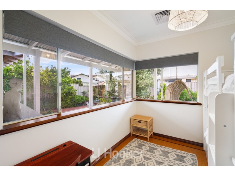 21 Thomas Street, West Busselton WA 6280