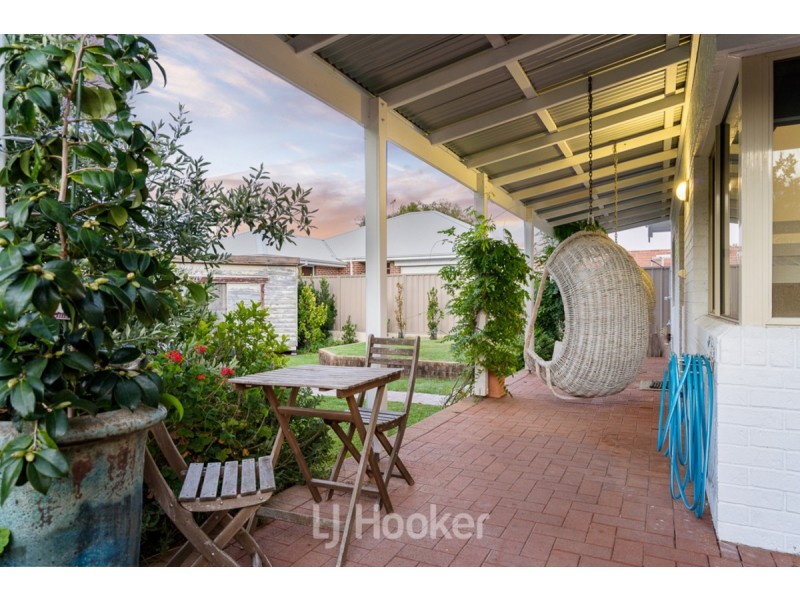 21 Thomas Street, West Busselton WA 6280