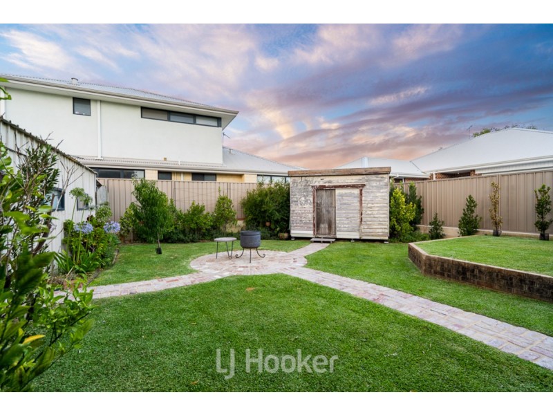 21 Thomas Street, West Busselton WA 6280