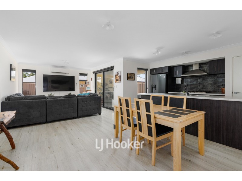 61 Beraking Loop, Dalyellup WA 6230