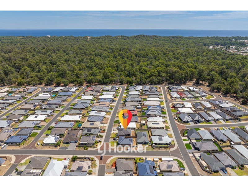 61 Beraking Loop, Dalyellup WA 6230