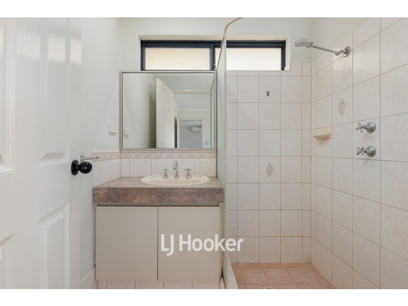 1 Protea Pass, Glen Iris WA 6230