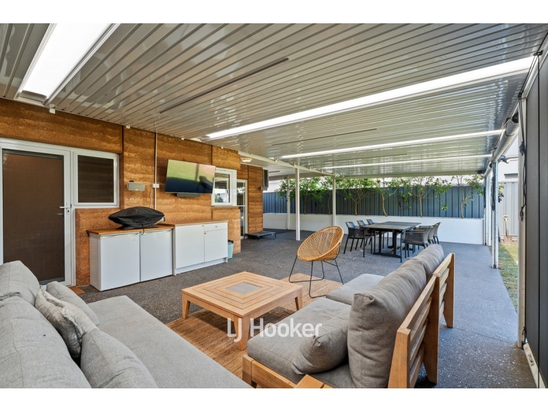 26 Marshall Street, Quindalup WA 6281