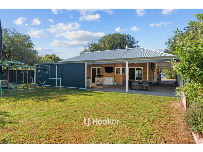 26 Marshall Street, Quindalup WA 6281