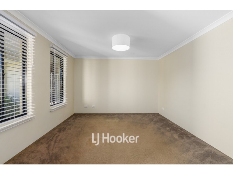 8 Casson Street, Dalyellup WA 6230