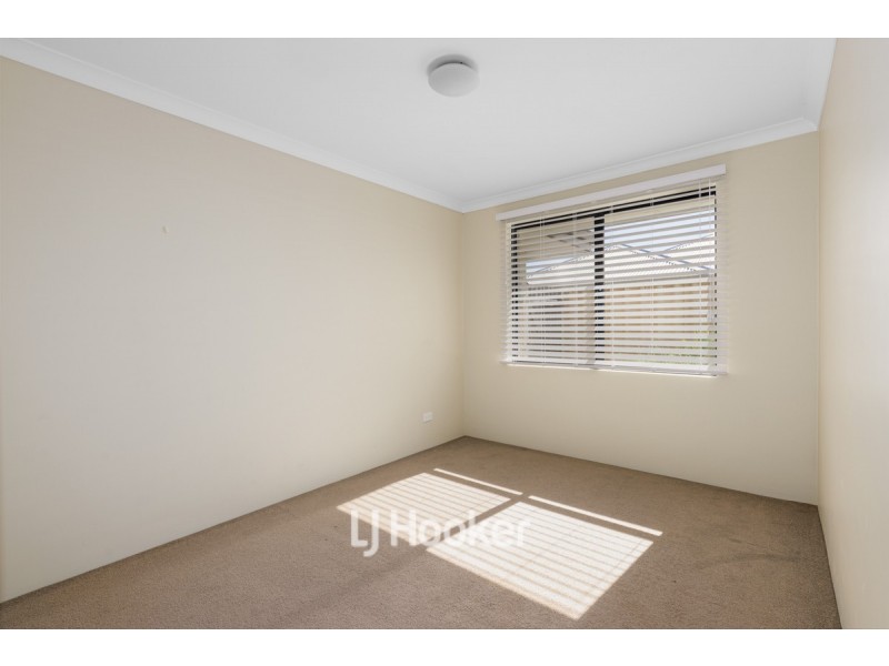 8 Casson Street, Dalyellup WA 6230
