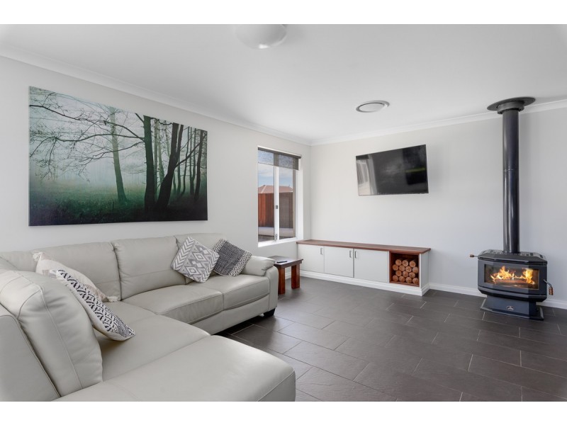 9 Westbury Way, Australind WA 6233