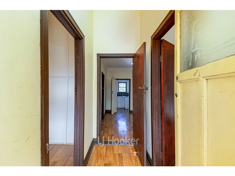 12 Saunders Street, Collie WA 6225