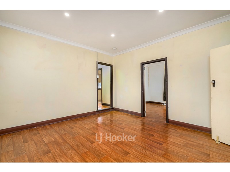 12 Saunders Street, Collie WA 6225