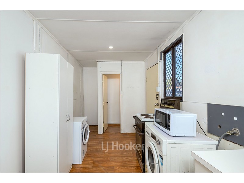 12 Saunders Street, Collie WA 6225