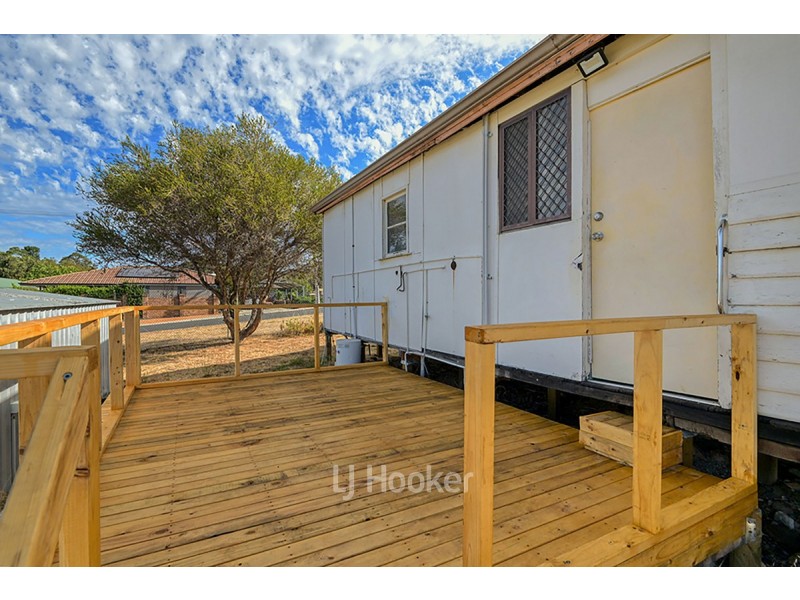 12 Saunders Street, Collie WA 6225