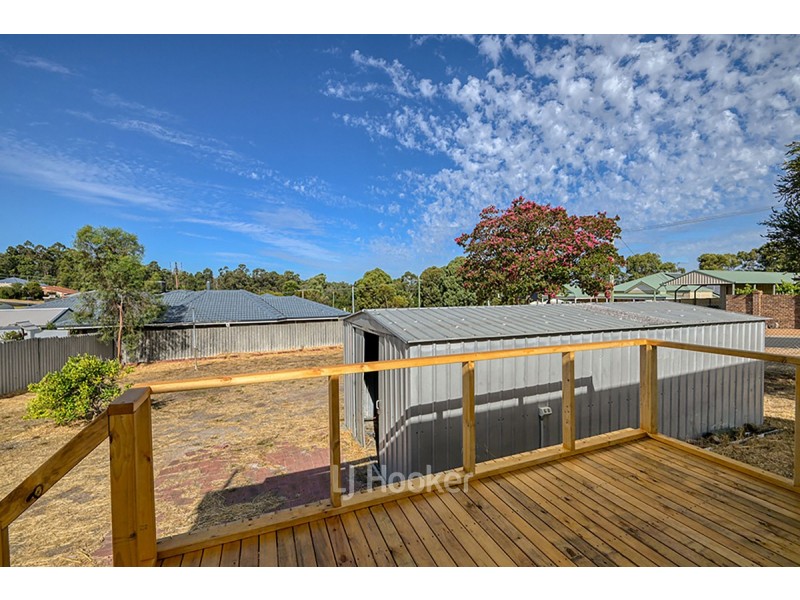 12 Saunders Street, Collie WA 6225