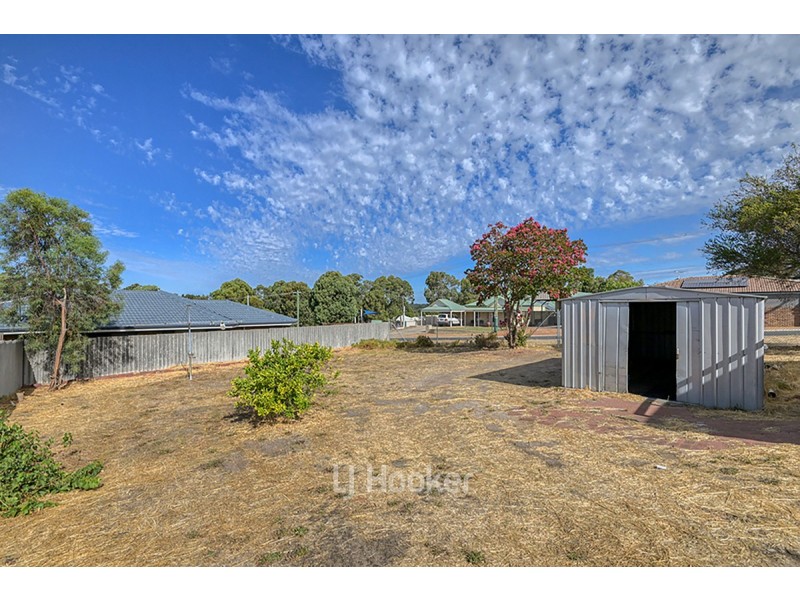 12 Saunders Street, Collie WA 6225