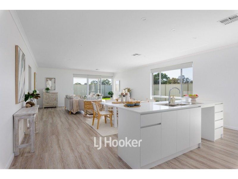 11 Indus Way, Australind WA 6233