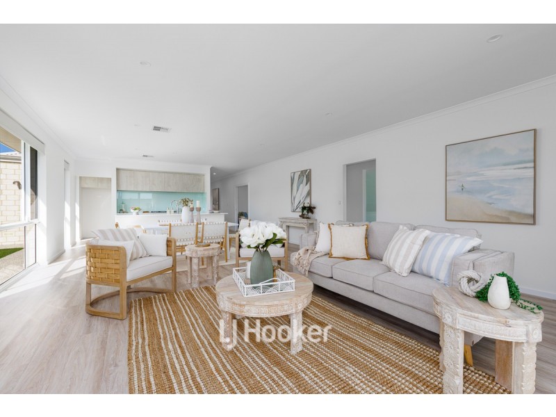 11 Indus Way, Australind WA 6233