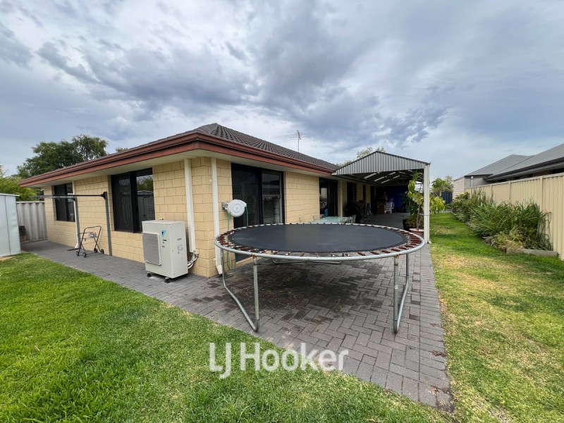 10 Clematis Way, Broadwater WA 6280