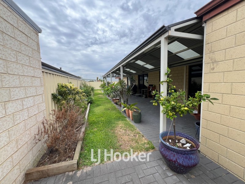 10 Clematis Way, Broadwater WA 6280