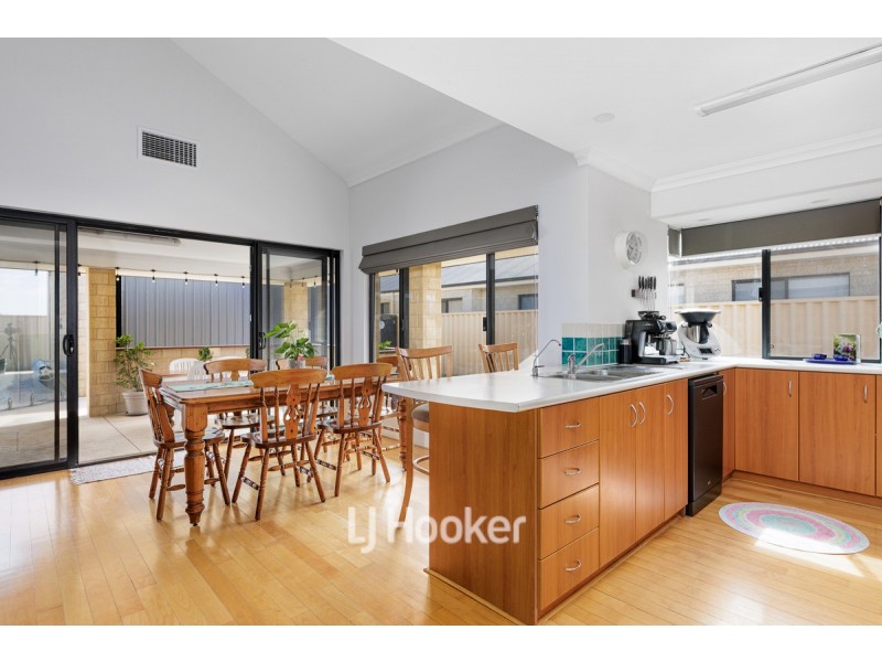 7 Tobar Road, Dalyellup WA 6230
