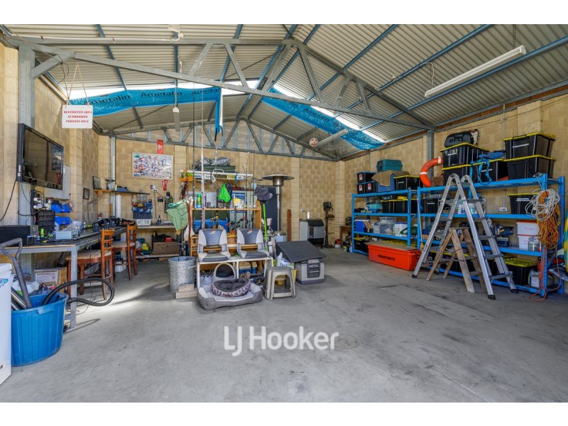 7 Tobar Road, Dalyellup WA 6230