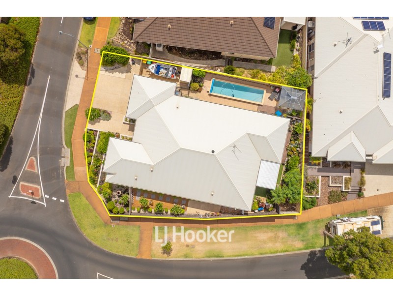 2 Dutton Way, Millbridge WA 6232