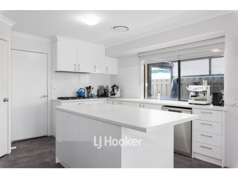 87 Burleigh Drive, Australind WA 6233