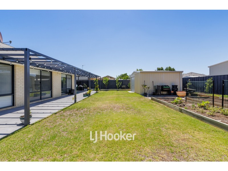 87 Burleigh Drive, Australind WA 6233