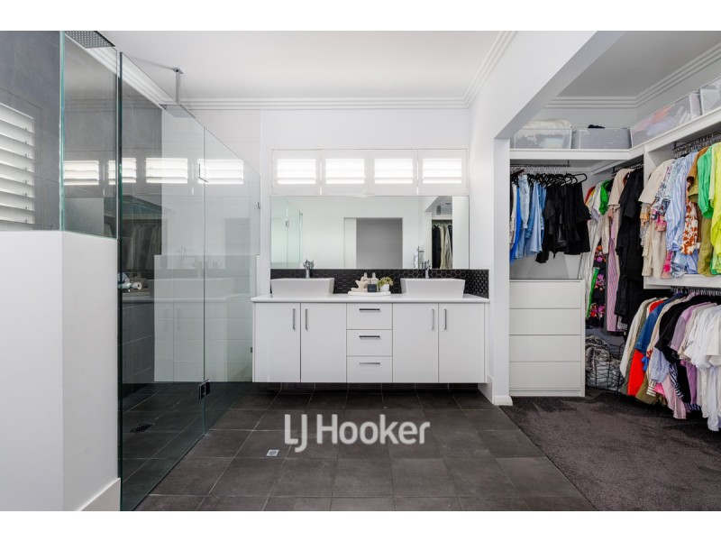 10 Rivergum Way, Glen Iris WA 6230