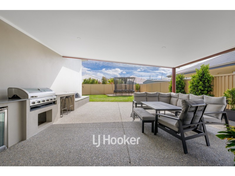 10 Rivergum Way, Glen Iris WA 6230