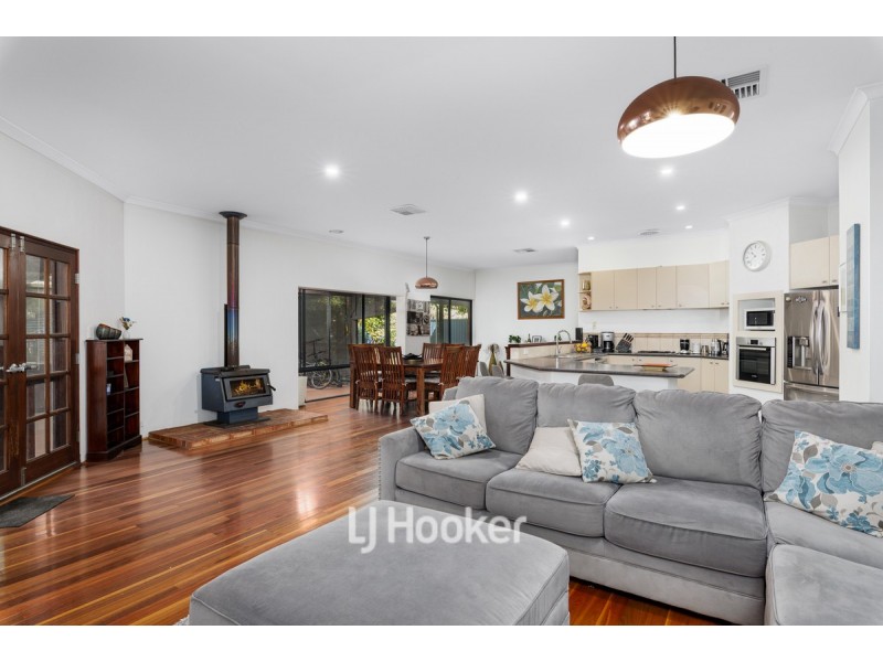 13 Hornibrook Road, Dalyellup WA 6230