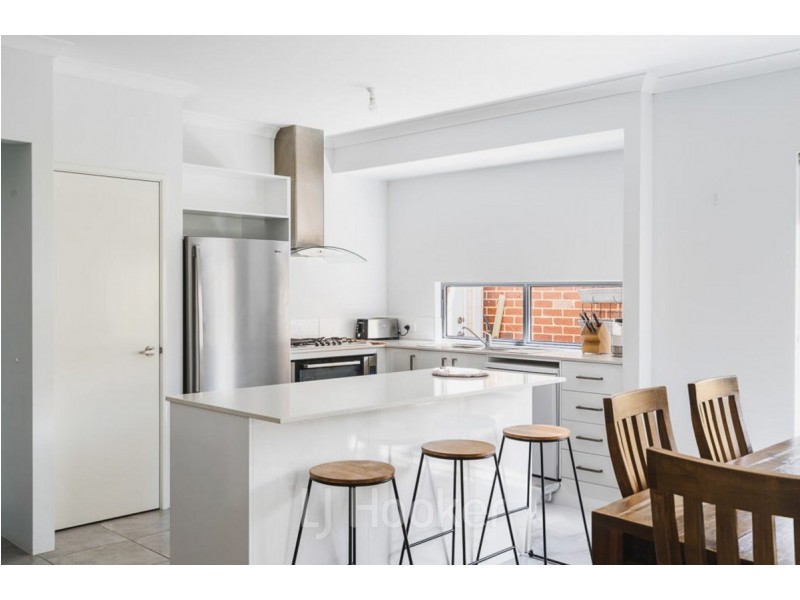 7 Pertuis Way, Yalyalup WA 6280