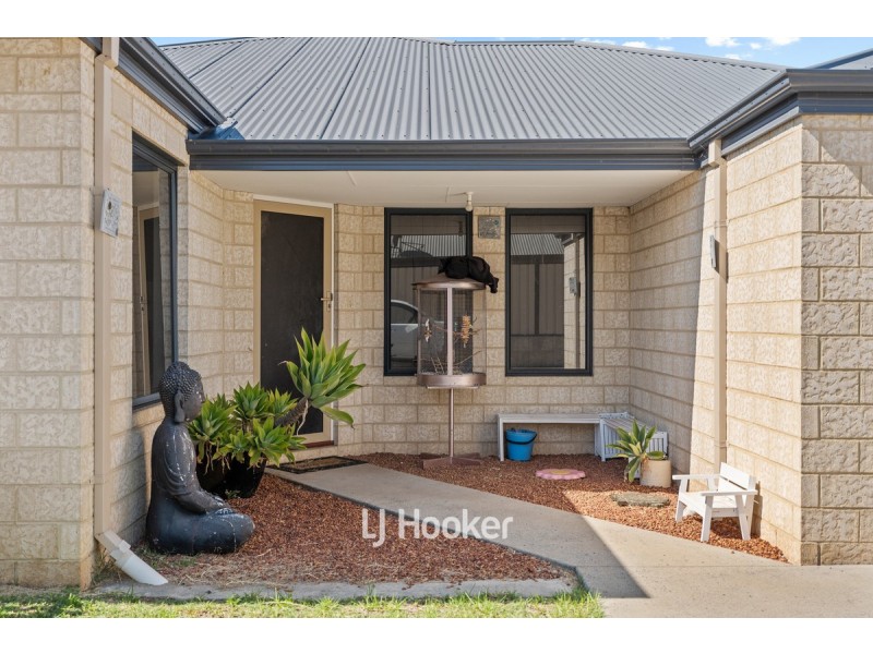 8B Simpson Street, Collie WA 6225