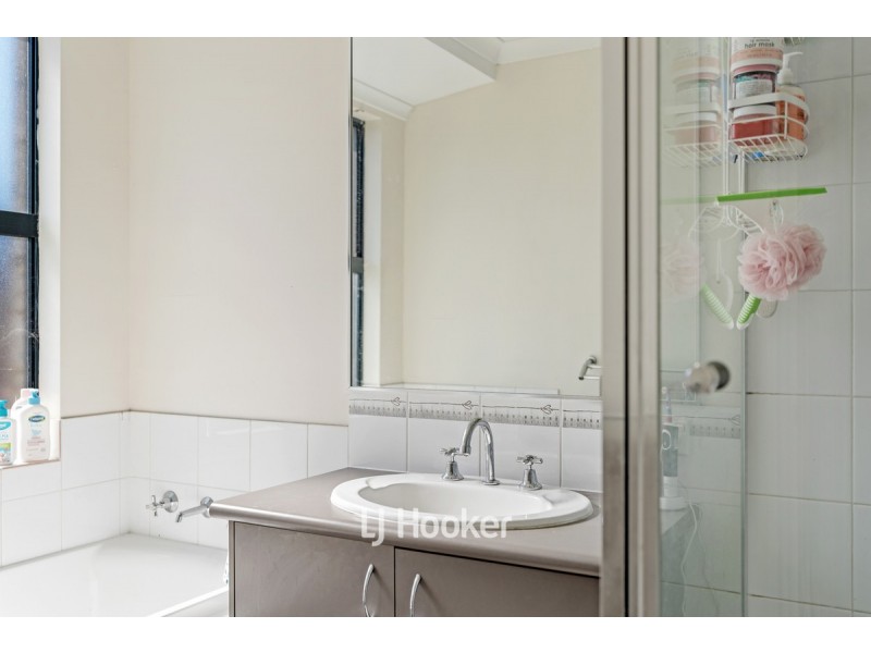 8B Simpson Street, Collie WA 6225