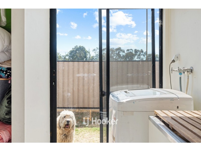 8B Simpson Street, Collie WA 6225