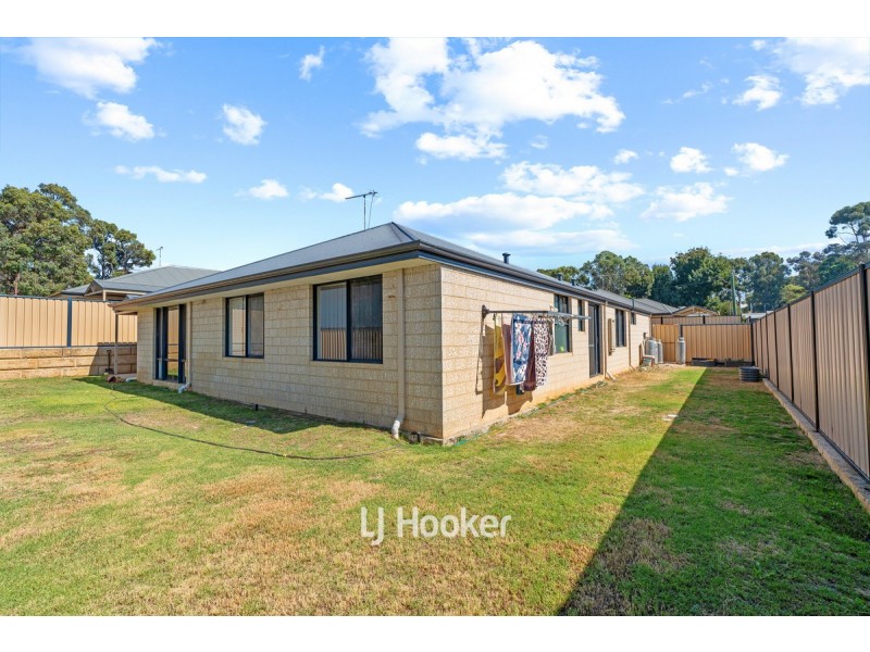 8B Simpson Street, Collie WA 6225