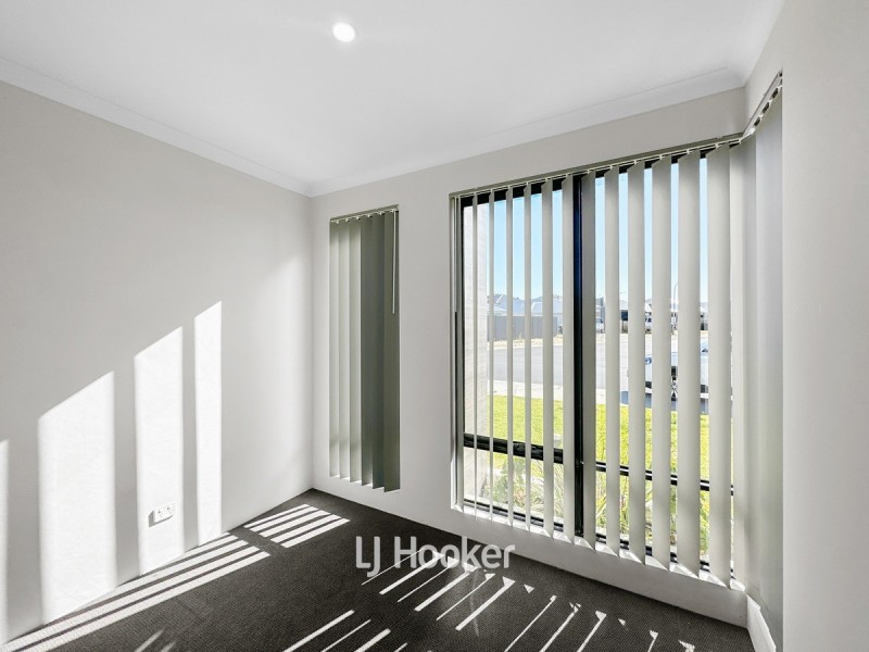 70 Carnelian Avenue, Australind WA 6233