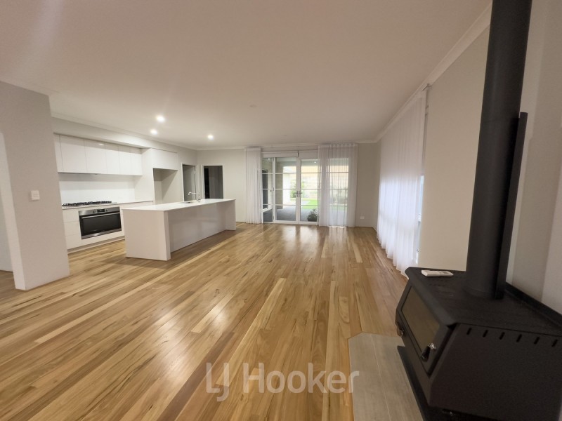 60 Bibra Loop, Dalyellup WA 6230