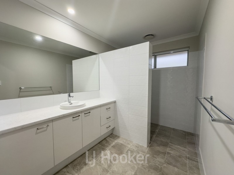 60 Bibra Loop, Dalyellup WA 6230