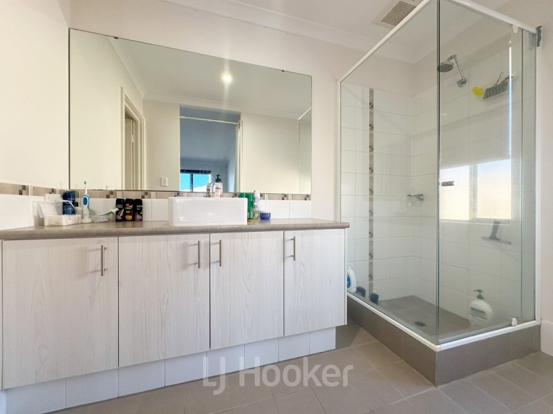 8 Barwon Way, Australind WA 6233