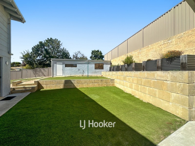 16 Portland Drive, Binningup WA 6233