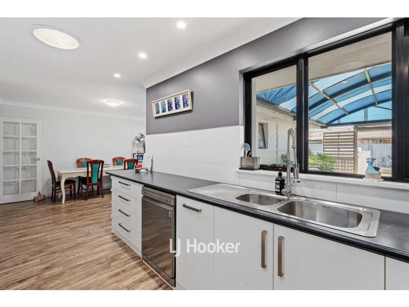 10 Cingalese Close, Carey Park WA 6230