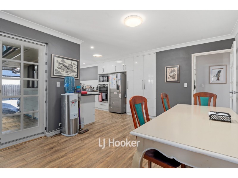 10 Cingalese Close, Carey Park WA 6230