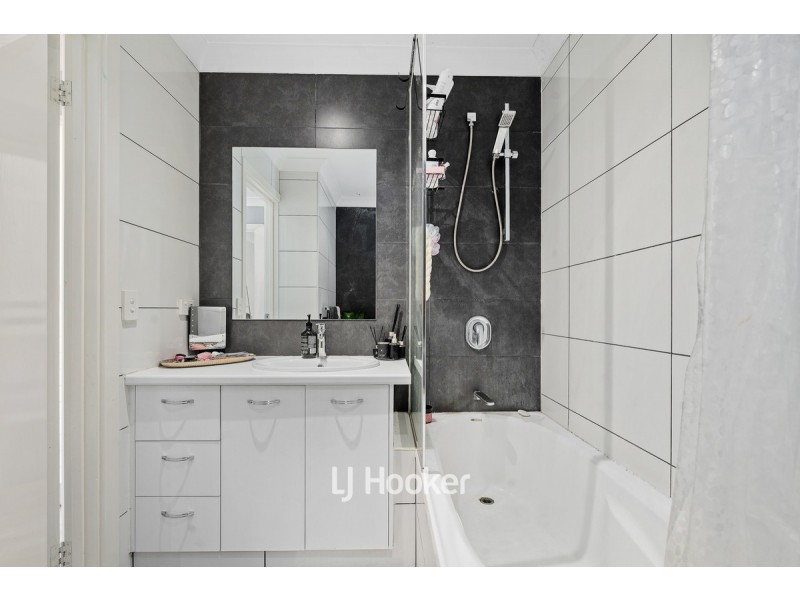 10 Cingalese Close, Carey Park WA 6230