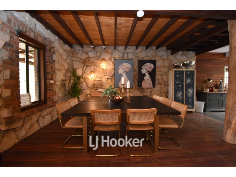 11 West Blackwood Terrace, Bridgetown WA 6255