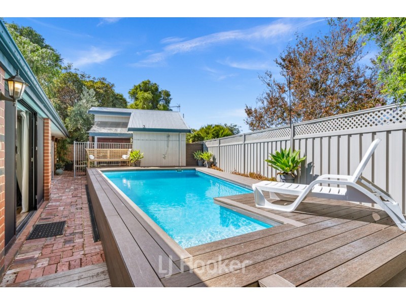 32 Cardinal Crescent, West Busselton WA 6280