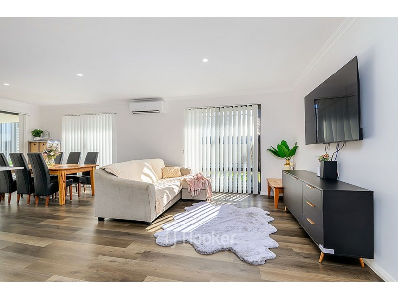 8 Kenworthy Approach, Australind WA 6233