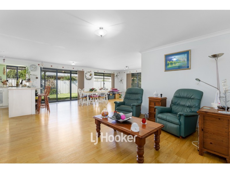 8 Onyx Brace, Australind WA 6233