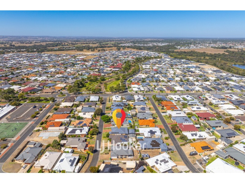 8 Onyx Brace, Australind WA 6233