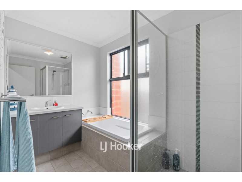 85 Grandite Fairway, Australind WA 6233