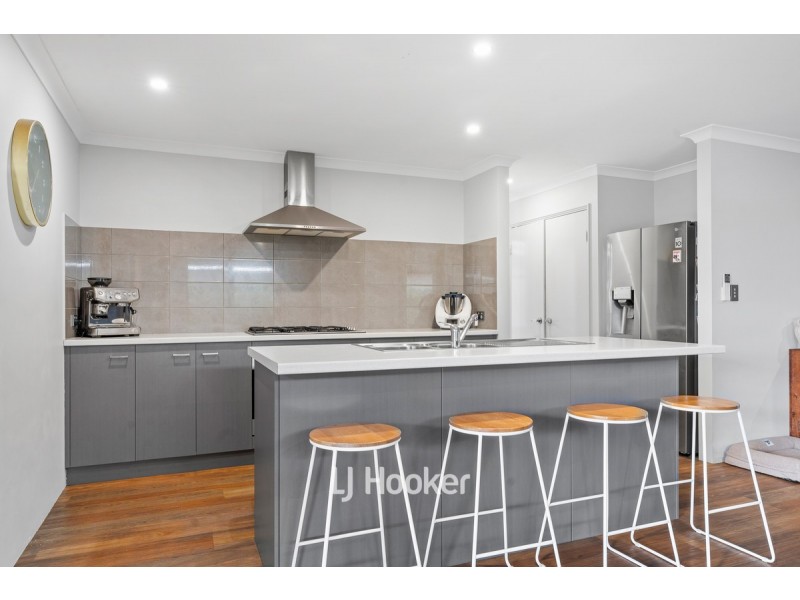 85 Grandite Fairway, Australind WA 6233